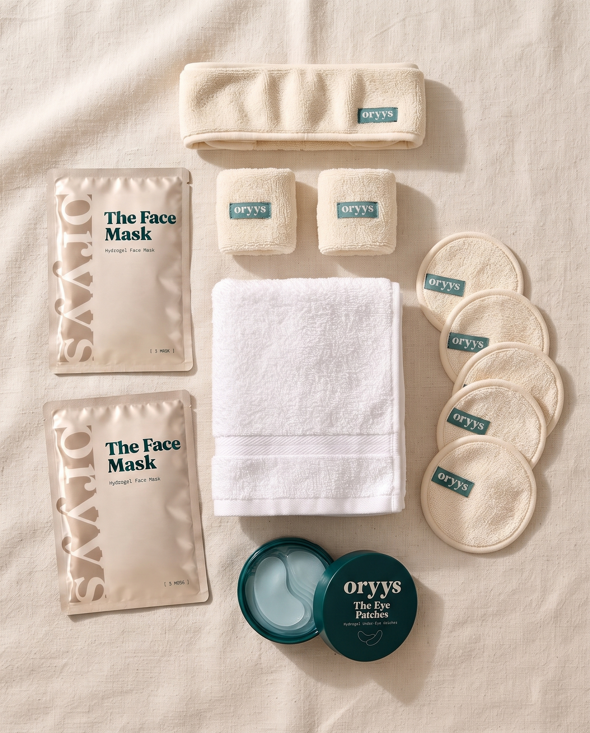 The ORYYS accessories flat lay