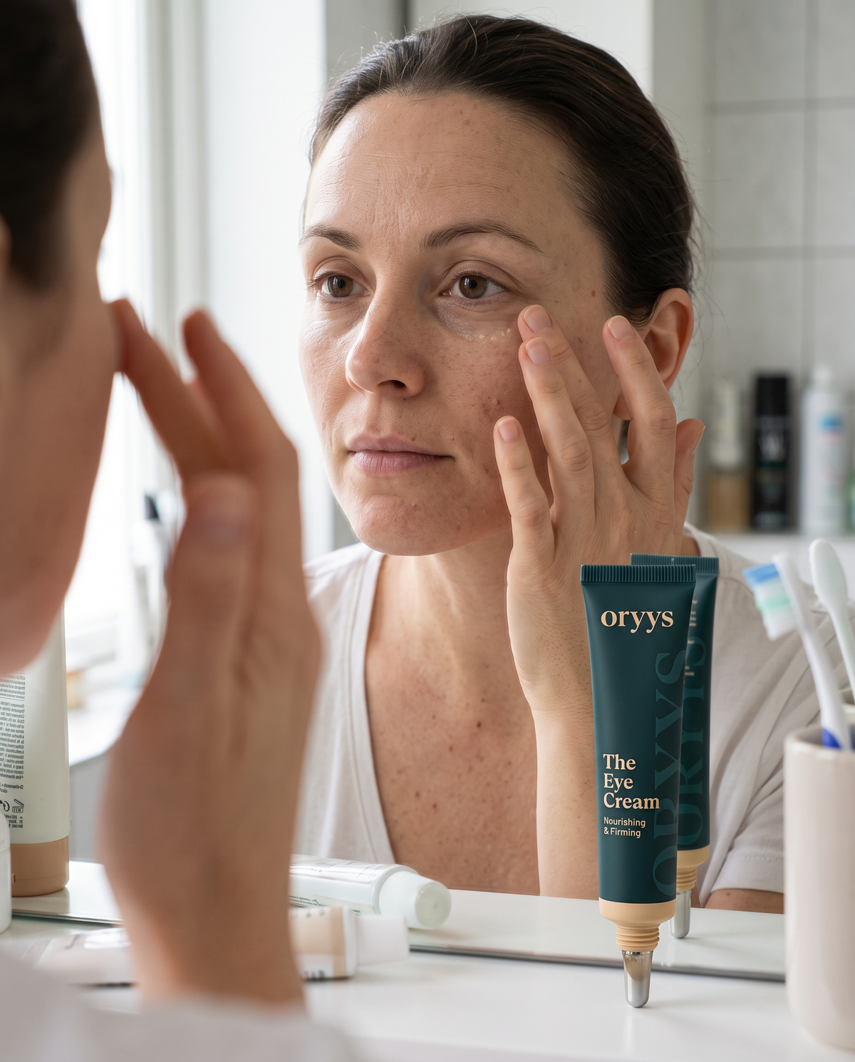 Tapping on The Eye Cream